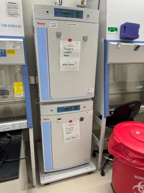 Thermo Scientific Steri-Cycler Double Stack CO2 Incubator Model 380 for Cell Culture-cover