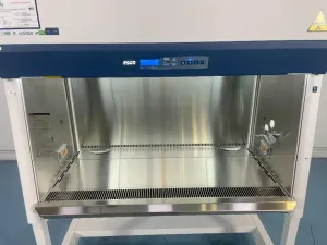 ESCO Class II 4' Airstream Biosafety Cabinet, 3 of 4
