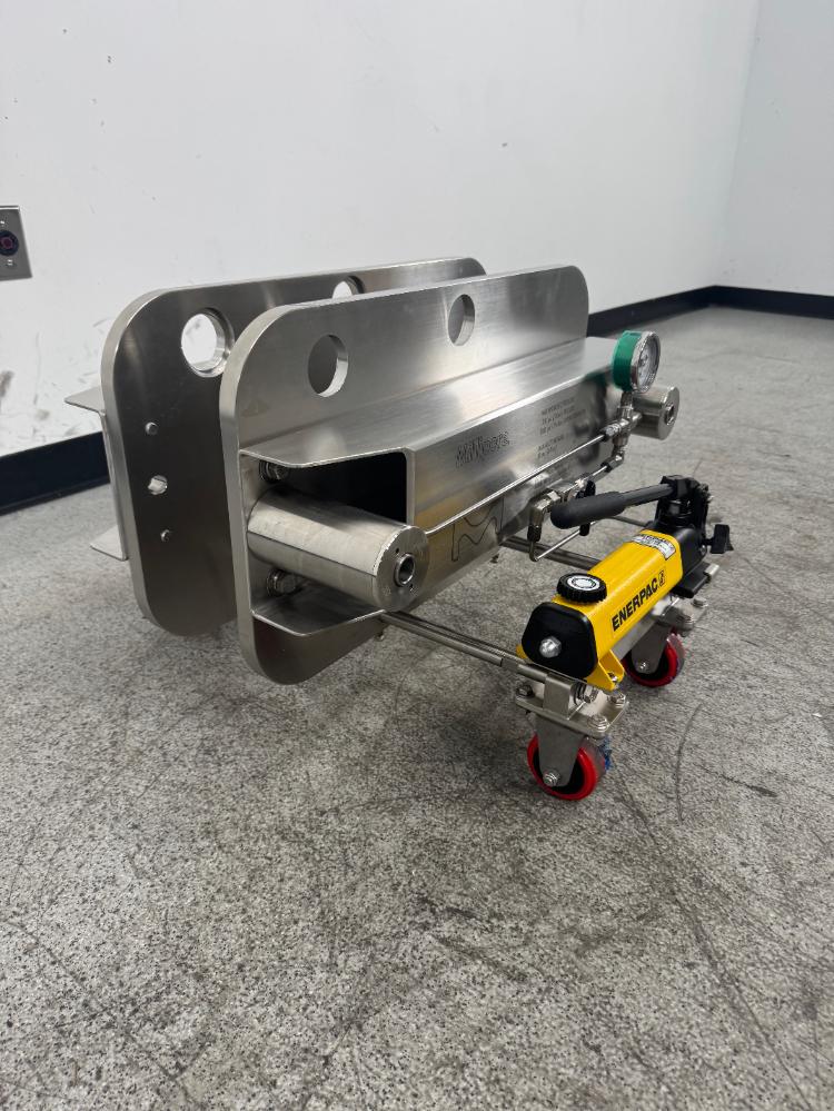 Millipore Millistak+ Pilot-Scale Filtration Module with Hydraulic Pressure Control