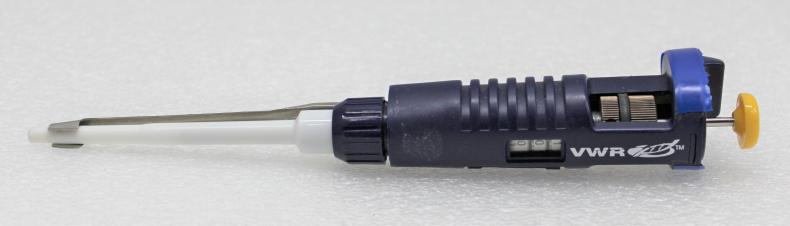 VWR Adjustable Single Channel Pipette 20-200uL for Precise Liquid Handling-cover