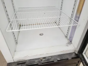 RDC SS-P360FA Upright Laboratory Display Cooler for Sample Storage, 5 of 10