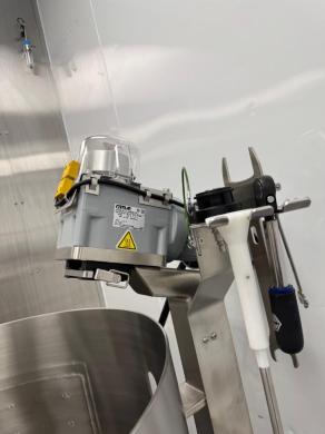 Thermo HyPerforma 500L Single-Use Mixer-cover
