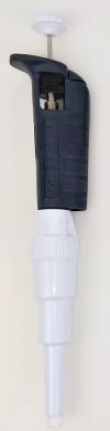 Gilson Pipetman Classic P5000 Air-Displacement Pipettor, 1000-5000 µL-cover
