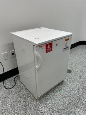 Thermo Under Counter Freezer-cover