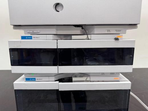 Agilent 1260 Infinity II Modular High-Performance Liquid Chromatography System-cover
