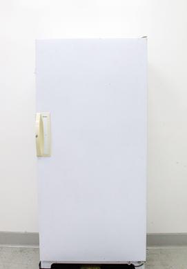 Kenmore Model 253.9261110 Upright Freezer, -10°C, 4 Shelves, 120V, Used-cover