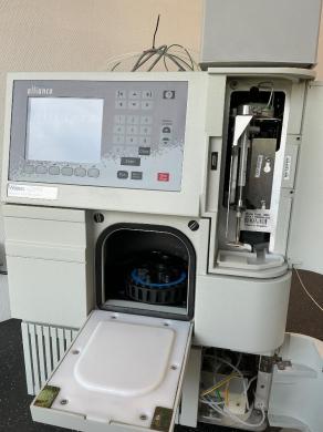 Waters Alliance e2695 High-Performance Liquid Chromatography System-cover