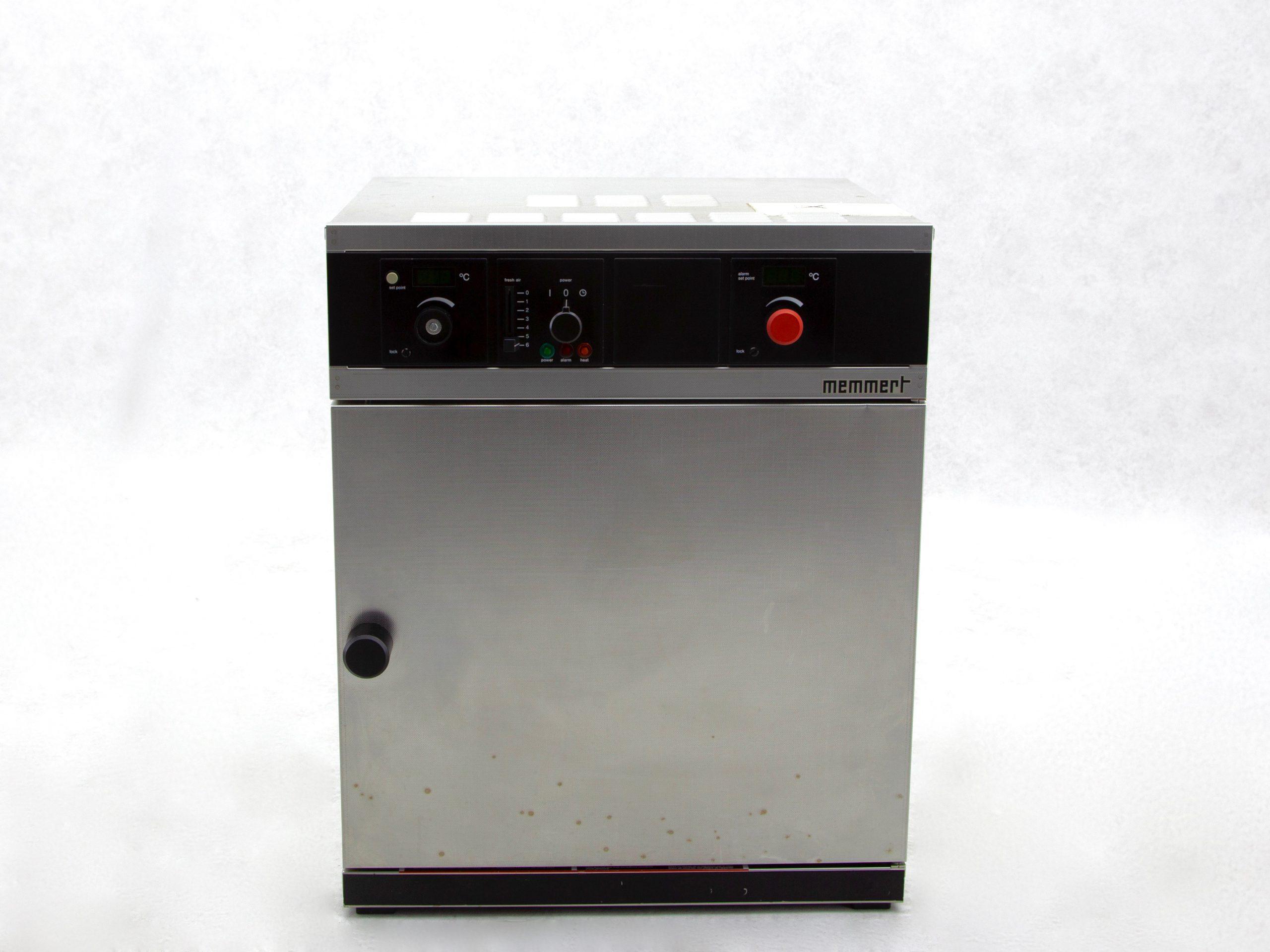 Memmert ULE400 Forced Convection Laboratory Drying Oven for Heat Treatment and Material Testing