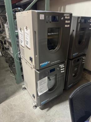 New Brunswick Scientific Innova 42R Double Stack Incubator Shaker-cover