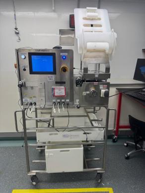 Pall CM150 Single-Use Tangential Flow Filtration System with Controller and Mobile Cart-cover