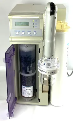 Millipore Milli-Q Gradient A10 Ultrapure Water Purification System with Built-In Dispenser and TOC Monitoring