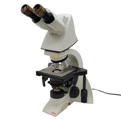 Leica DM1000 Microscope with Tilting Head and 2.5x Objective for Pathology and Mohs-cover