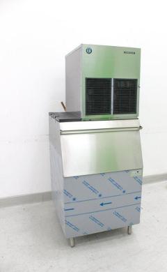 Hoshizaki F-1002MAJ Commercial Air-Cooled Flake Ice Maker, 980 lb/Day Capacity-cover