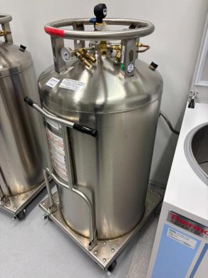 Chart Euro-Cyl 230/4 Liquid Nitrogen Cryogenic Storage Tank for Laboratory Use-cover