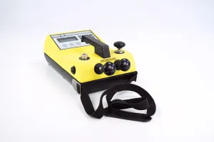DPI-601 IS Digital Pressure Indicator and Pressure Calibrator, 700 mbar, 1 of 2