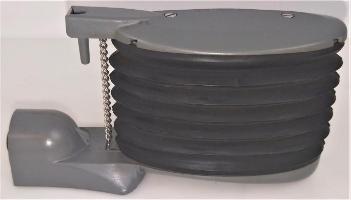 Dräger Model 31 V-100 Multi-Gas Detector Bellows Pump-cover