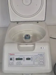 Thermo Scientific Cytospin 4 Cytocentrifuge for Thin-Layer Cell Preparation, 2 of 9
