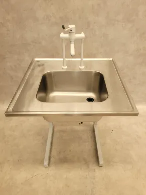 Köttermann Stainless Steel Laboratory Sink with 800x750x900 mm Dimensions