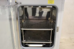 Thermo Scientific 3121 Water-Jacketed CO₂ Incubator, 2 of 5