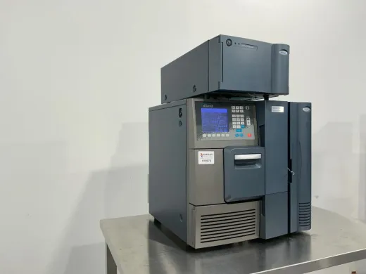 Waters Alliance e2695 with 2489 HPLC