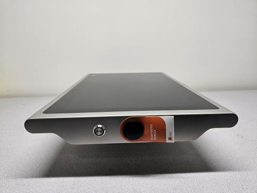 Systec Wave 221 IP65 Modular Cleanroom Monitor with PCT Multi-Touch Screen-cover