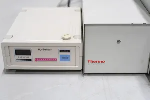 Thermo Fisher Trace GC Ultra with Triplus Autosampler and H₂ Sensor plus 32L Cryogenic Liquid Nitrogen Dewar, 7 of 15