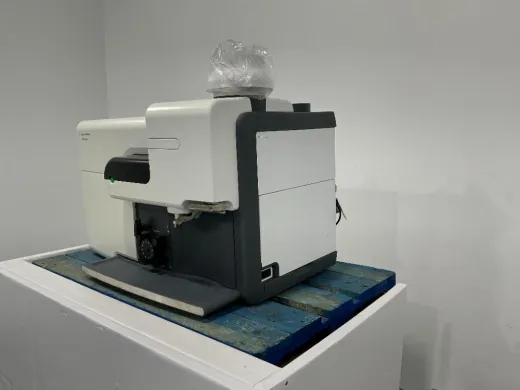 Agilent 4200 MP-AES Microwave Plasma Atomic Emission Spectrometer with External Gas Control