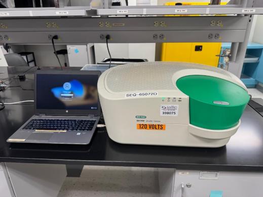 Bio-Rad QX200 Droplet Reader for Digital PCR Applications-cover