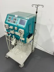 Gambro AK-200 Ultra S Hemodialysis Machine with Integrated Safety Systems, 2 of 3
