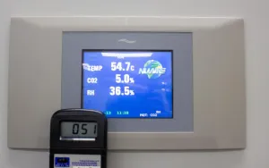 NuAire NU-5820 200L Direct Heat CO2 Microbiological Incubator with Dual IR Sensor, 3 of 6