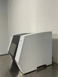 Agilent AriaDX Real-Time PCR Thermocycler with Integrated Touchscreen, 3 of 4