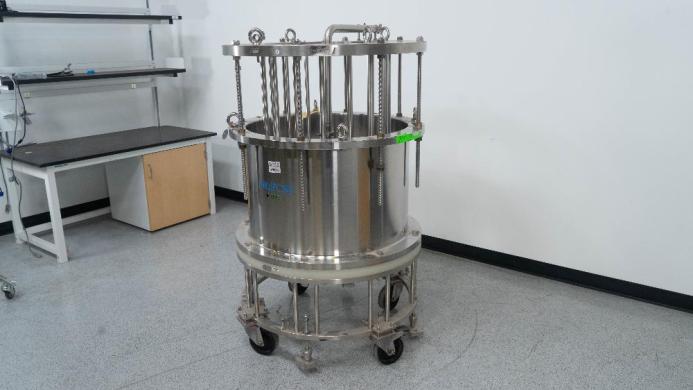Millipore IsoPak IPP 800 x 500 Stainless Steel Chromatography System-cover