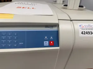 Thermo Fisher Sorvall Legend XTR Refrigerated Benchtop Centrifuge with Digital Controls, 3 of 4