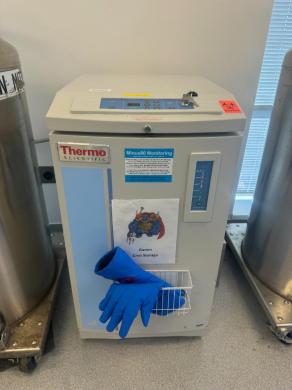 Thermo CryoPlus Cryogenic Storage System Model 7400-cover