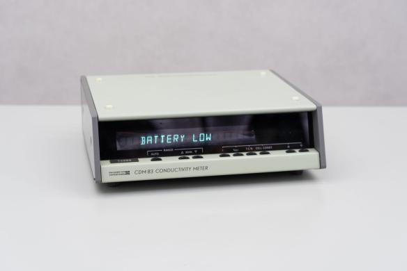 Radiometer Copenhagen CDM 83 Conductivity Meter-cover