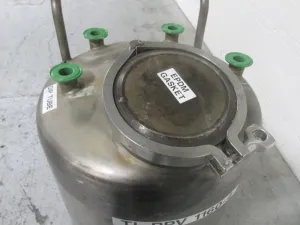 Northland 30 Gallon Stainless Steel Liquid Receiver for Laboratory and Bioprocessing Use, 2 of 4