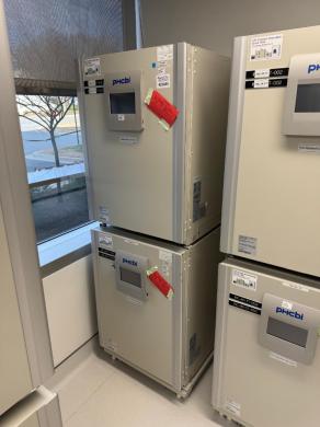 PHCbi Double Stack CO2 Incubator for Controlled Cell Culture-cover