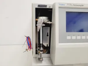 Waters 717plus HPLC System with 1525 Binary Pump, 486 TAD, 2487 Detector, and Autosampler, 15 of 23