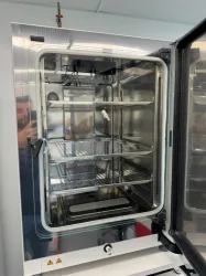 Thermo Scientific HERAcell VIOS 160i Double Stack CO2 Incubator for Cell Culture, 2 of 4