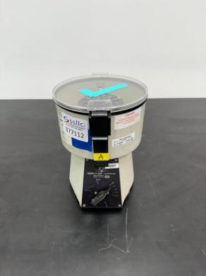 Clay Adams Benchtop Centrifuge for Laboratory Sample Separation-cover