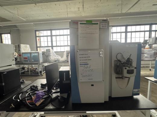 Thermo Fisher Scientific Q Exactive Hybrid Quadrupole-Orbitrap LC/MS System-cover
