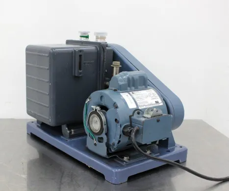 Welch Duoseal Vacuum Pump Model 1402, 7 Torr, 120V/220V, Made in USA