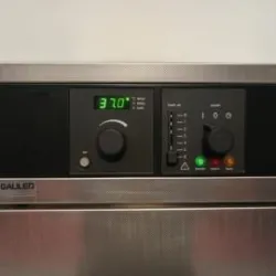 Memmert BE300 Incubator, 7 of 10