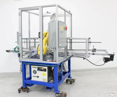 FANUC R-30iB Mate Plus Robot Cell with LR Mate 200iD/7L for Automated Pick and Place