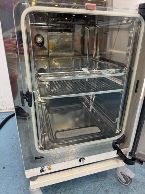 Thermo Scientific Heracell Vios 160i Doublestack CO2 Incubator for Cell Culture-cover