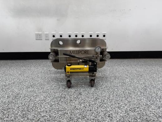 Millipore MpodPilot Precision Hydraulic Laboratory Instrument with Enerpac Pump-cover
