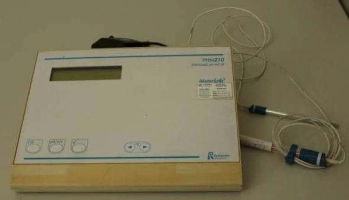 Radiometer Analytical UNIKON D pH Meter-cover