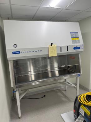 The Baker Company SterilGARD SG604 6-foot Class II Type A2 Biosafety Cabinet-cover