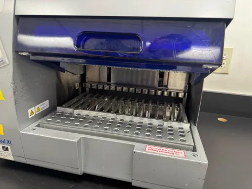 Qiagen EZ1 Advanced XL Automated Nucleic Acid Purification System