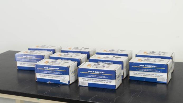 Pressure Tech Medium-Flow Pressure 316L Regulators (Quantity 10)-cover